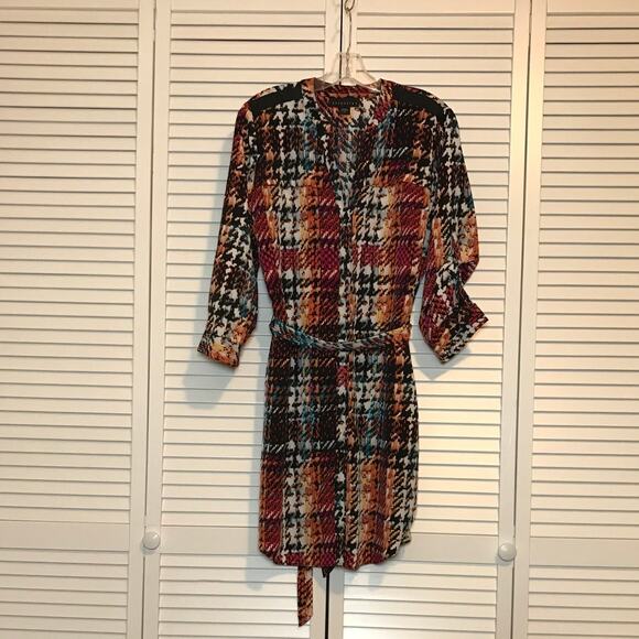 attention Dresses & Skirts - Attention Geometric V-neck Adjustable Sleeves Belted Midi Dress L